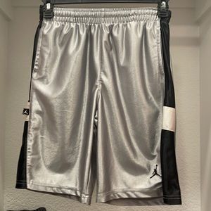 Boys youth Jordan shorts with pockets